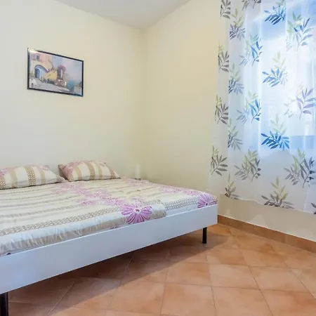 Apartman Rainbow *